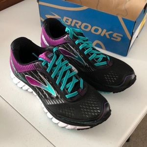 Brooks Ghost 9: Women’s Running Shoes